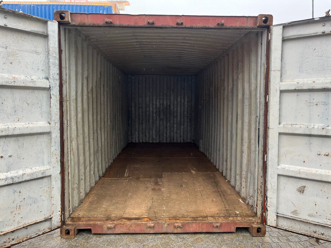 40 FT High Cube Used Shipping Container image 3