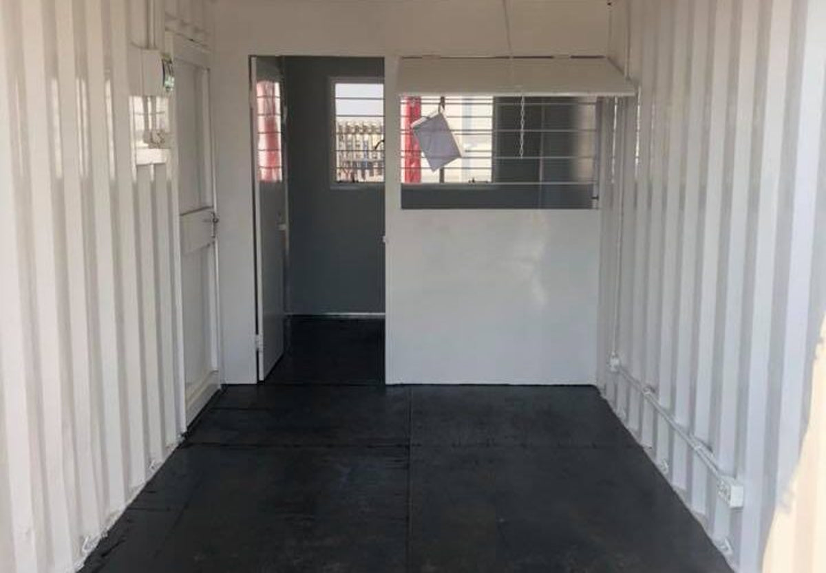 Refurbished 6M Office & Store