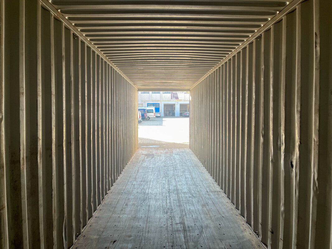 40 FT Used Shipping Container Grade C image 2